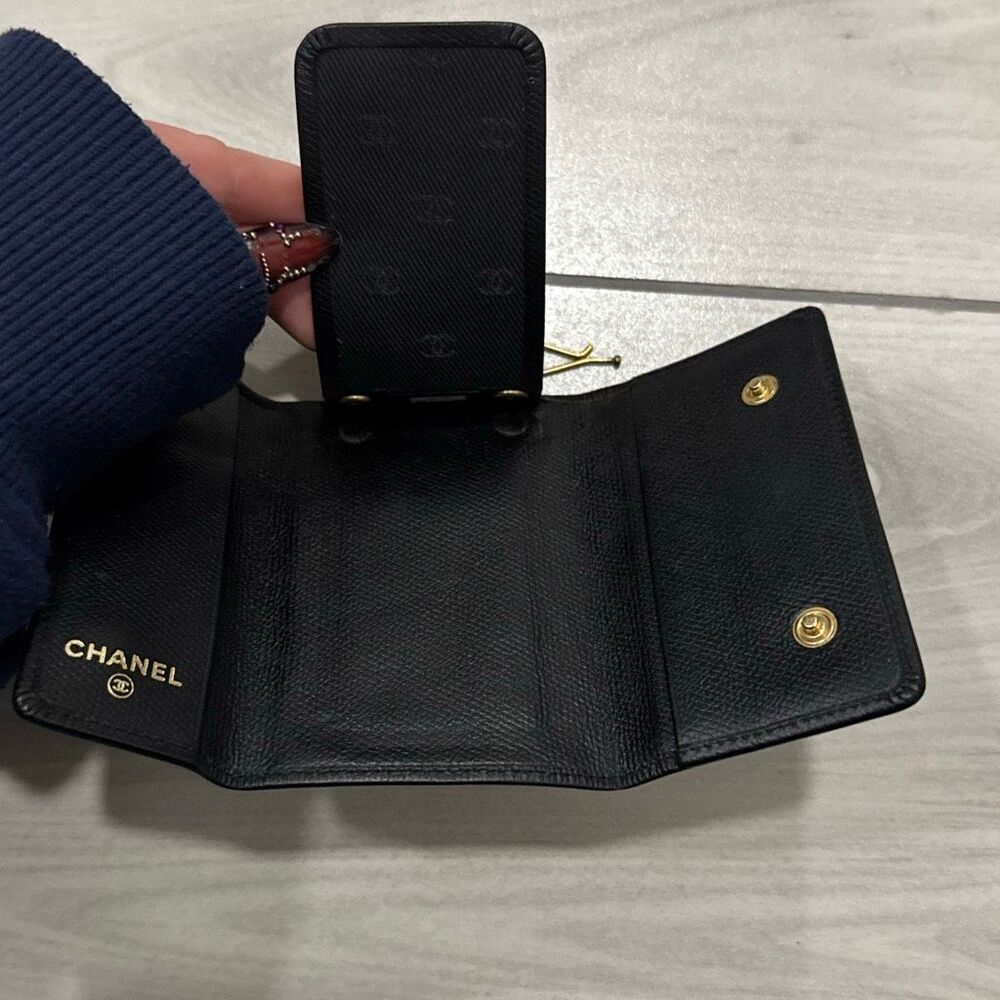 Authentic CHANEL 6-key Case Women's Black Wallet vintage Has only 4 key hooks - Picture 7 of 12